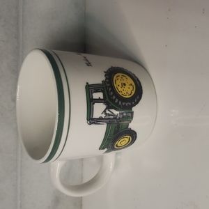 John Deere Coffee Cup Mug by Gibson  Tractor “Nothing Runs Like A Deere” Logo